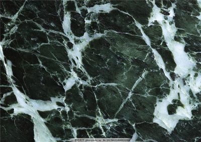 黑白色石材紋理 環境設計中的材質美學與實用之選